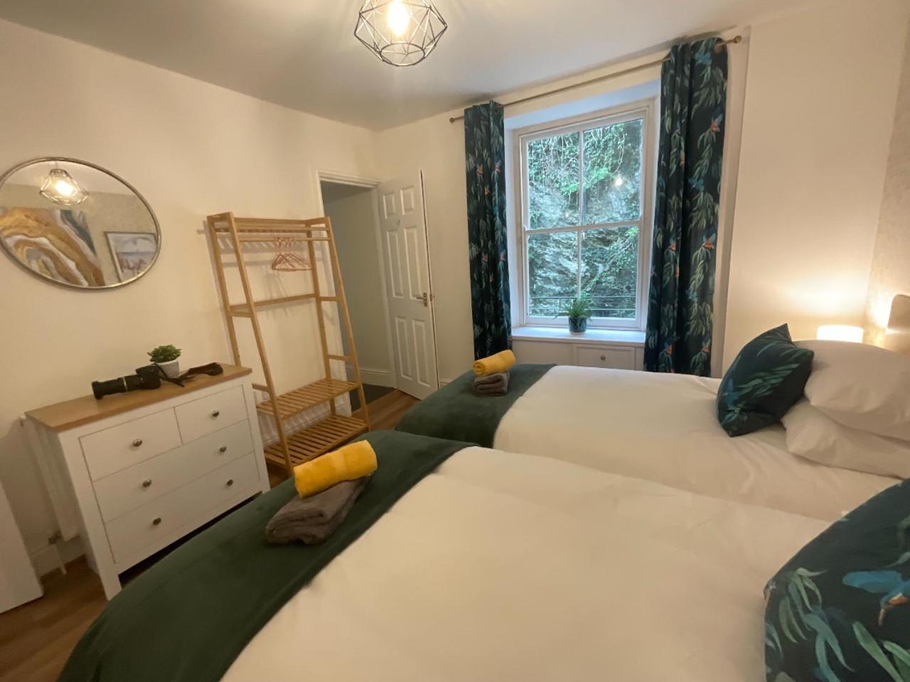 Apartment Gregory Flats No. 1, By Homeinspire