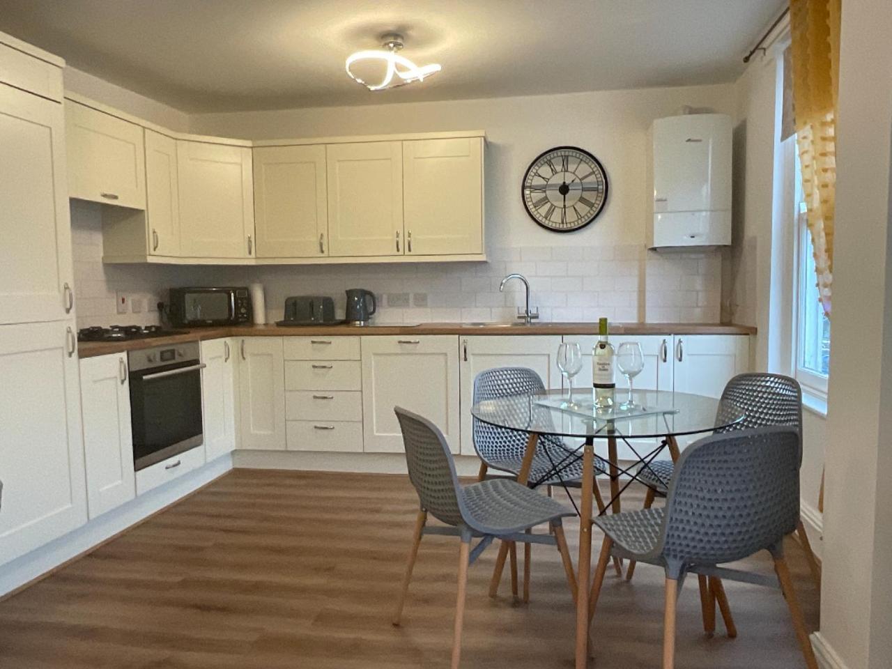 Gregory Flats No. 1, By Homeinspire *